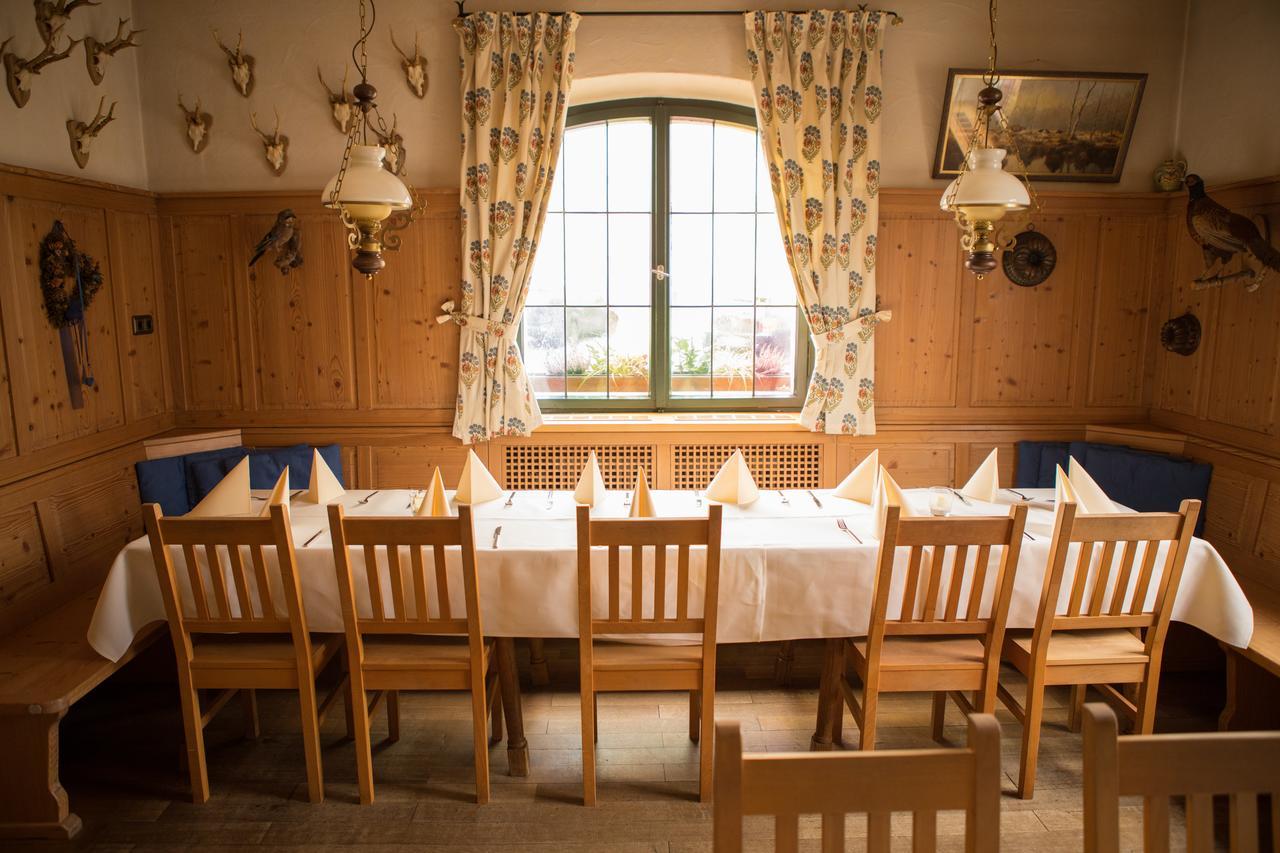 Hotel Zum Hirsch Wertingen Extérieur photo
