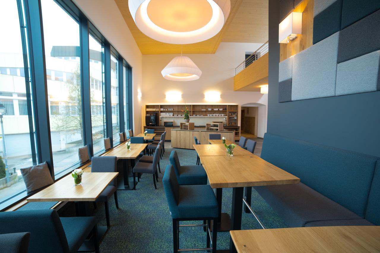 Hotel Zum Hirsch Wertingen Extérieur photo