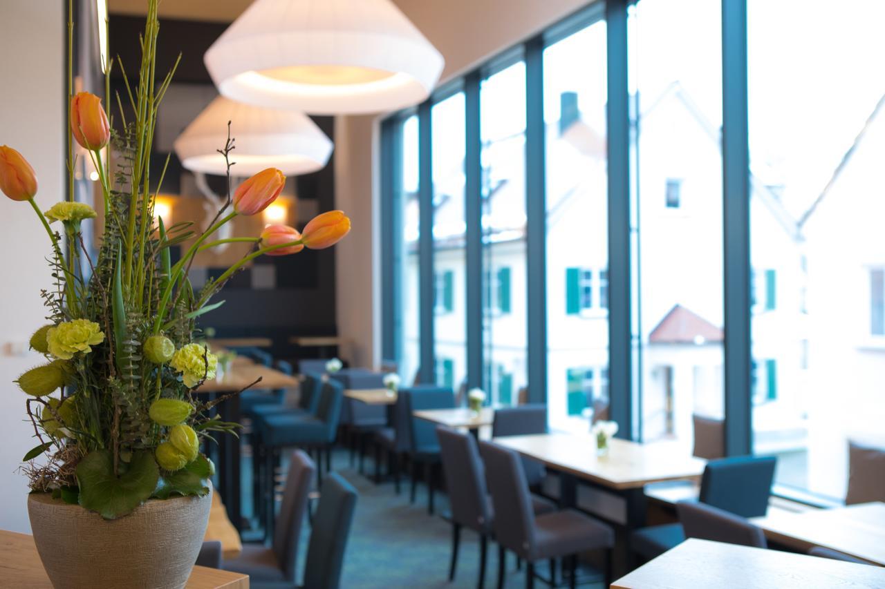 Hotel Zum Hirsch Wertingen Extérieur photo