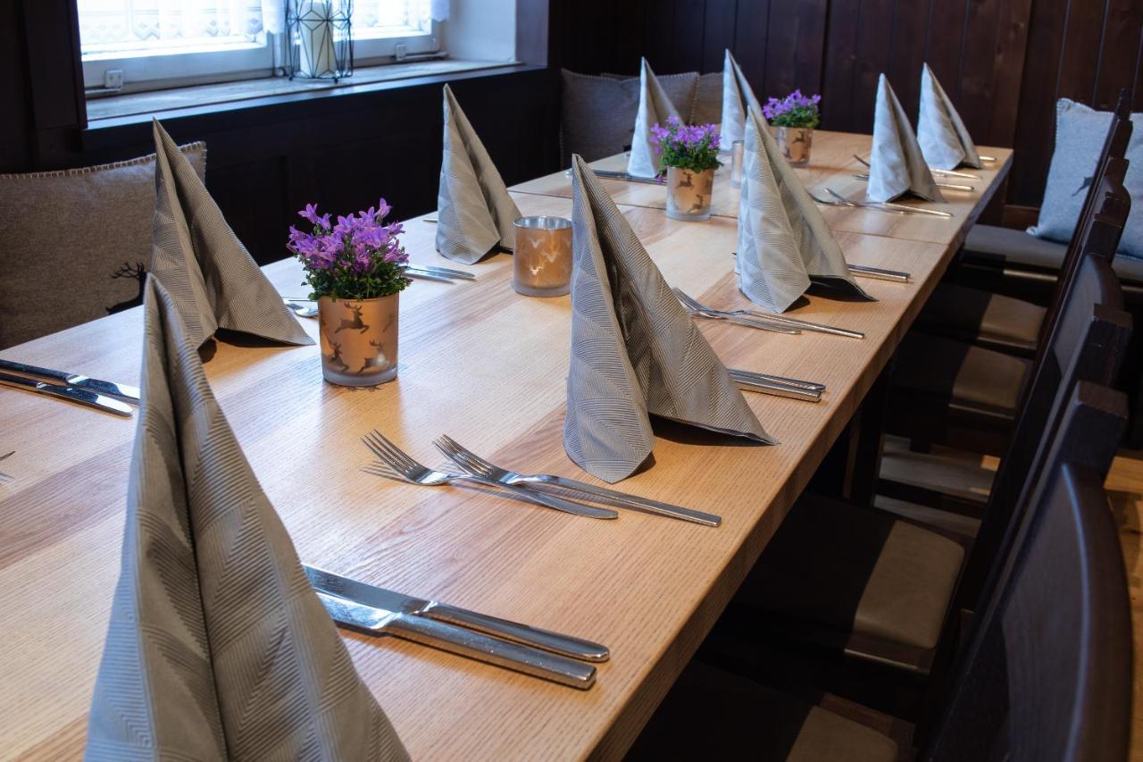Hotel Zum Hirsch Wertingen Extérieur photo